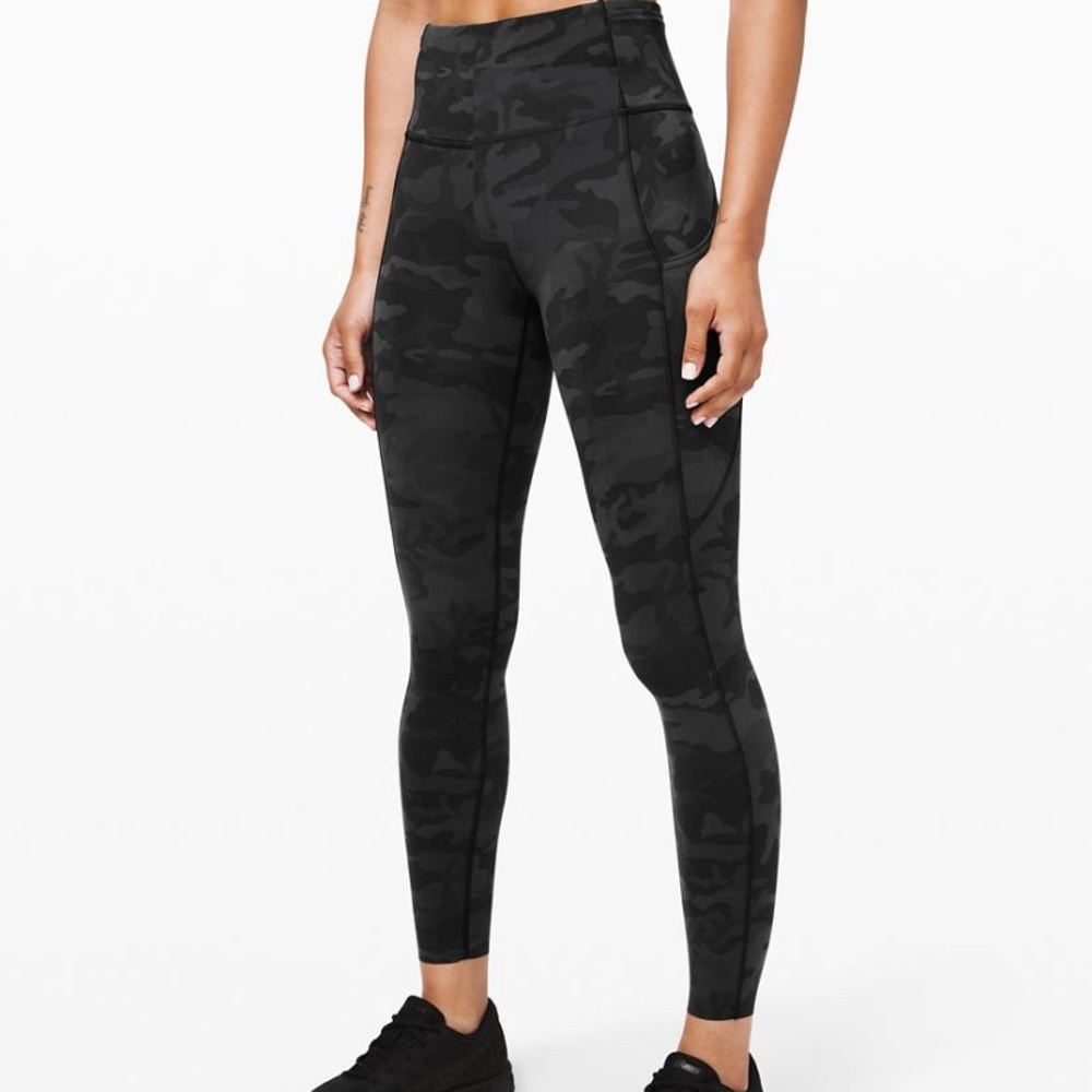 Lululemon Fast And Free HR 25” tight size 6